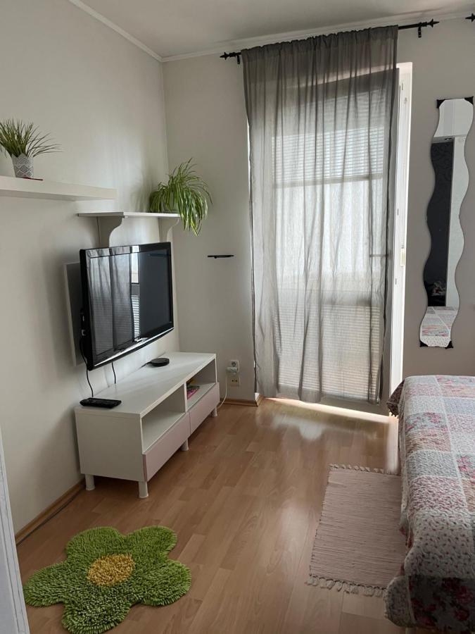 Terrace Apartment S 1 Spalnou Sofia-Parking & Wifi 브라티슬라바 외부 사진